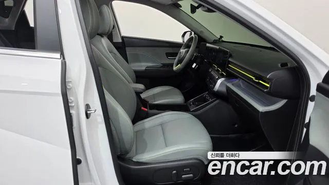 Hyundai Kona SX2 — Фото автомобиля 11
