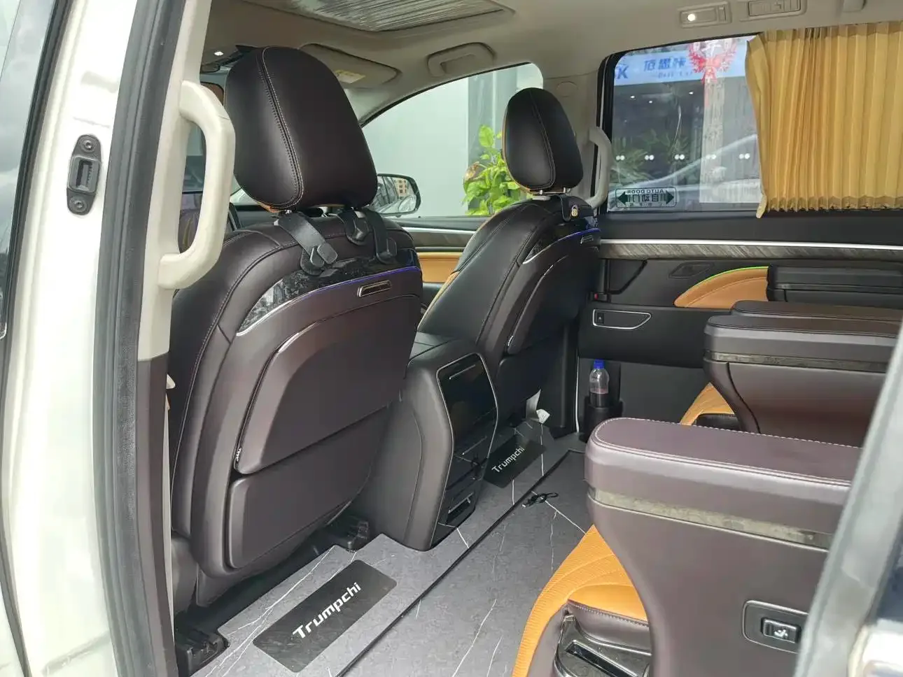 GAC Trumpchi Trumpchi M8 2021 Facelift Leading Series 390T Luxury Edition — Фото автомобиля 16