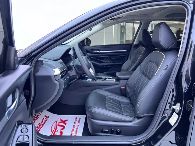 Nissan Teana — Фото автомобиля 7