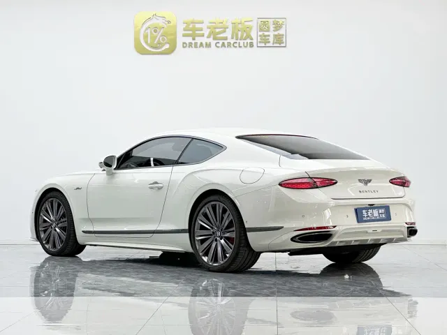 Bentley Continental Plug-in Hybrid — Фото автомобиля 6