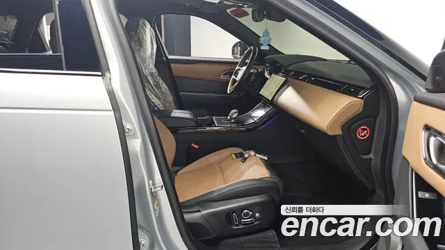 Land Rover Range Rover Velar Range Rover Velar 3.0 P400 Dynamic HSE — Фото автомобиля 11