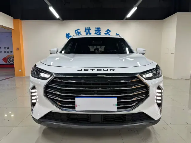 Jetour X70 Plus — Фото автомобиля 2