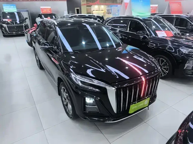 Hongqi HS3 PHEV — Фото автомобиля 3