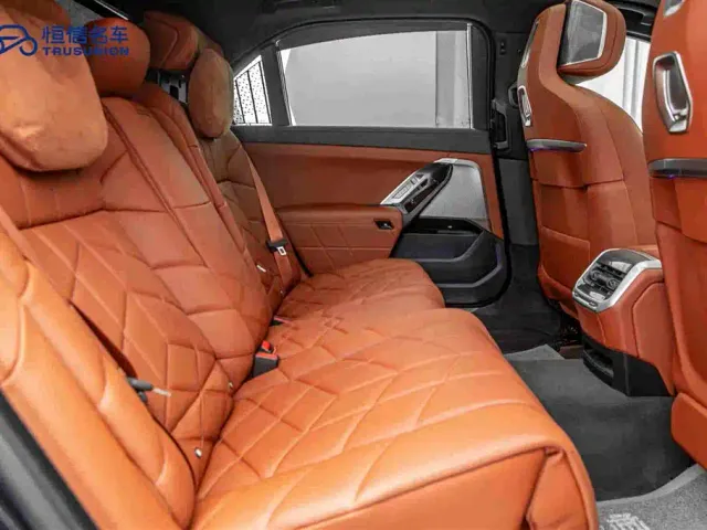 BMW 7 Series — Фото автомобиля 16