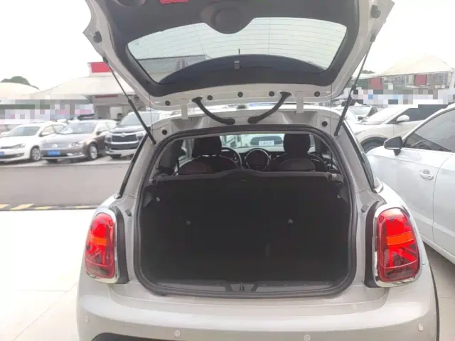 MINI Hatch — Фото автомобиля 18