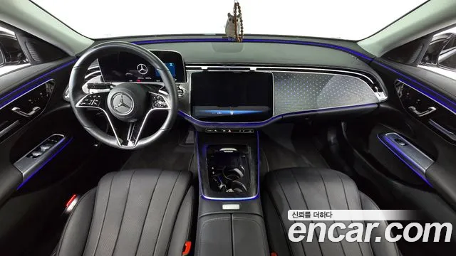 Mercedes-Benz E-Class — Фото автомобиля 7