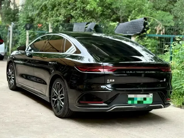 BYD Han — Фото автомобиля 9