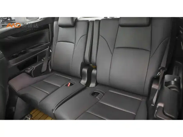 Toyota Vellfire — Фото автомобиля 9