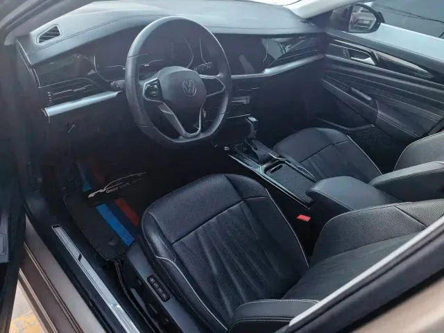 Volkswagen Passat — Фото автомобиля 8