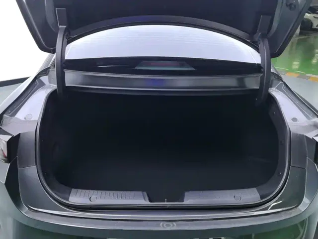 Changan Qiyuan A05 — Фото автомобиля 4