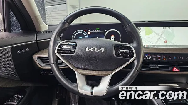 Kia K8 — Фото автомобиля 13