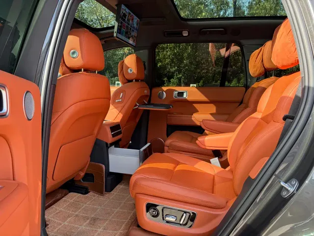 Li Auto L9 — Фото автомобиля 8