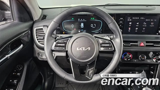 Kia Seltos — Фото автомобиля 19