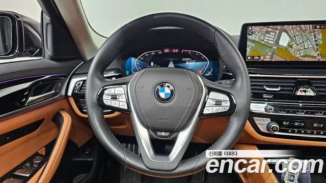 BMW 5 Series G30 — Фото автомобиля 19