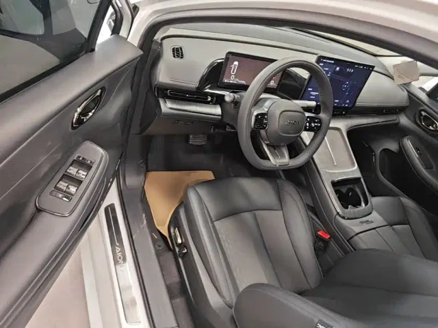 GAC Aion S MAX — Фото автомобиля 15