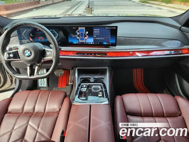 BMW 7 Series G70 — Фото автомобиля 5