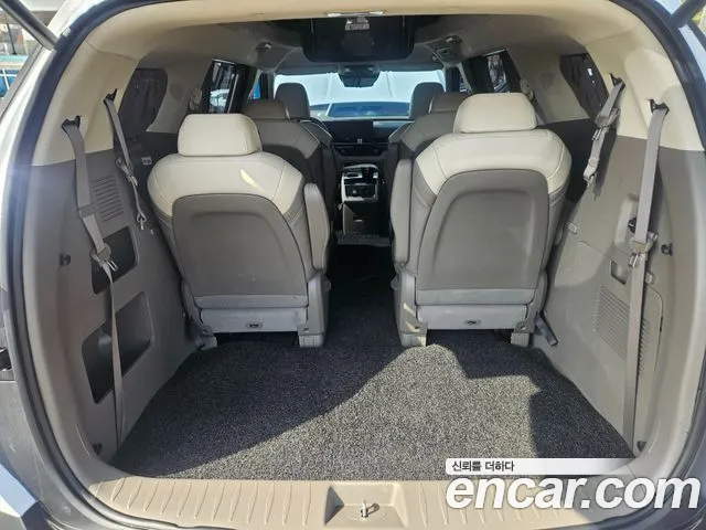 Kia Canival Новый Carnival 4 поколение Дизель 9 мест Hi-Limousine — Фото автомобиля 16