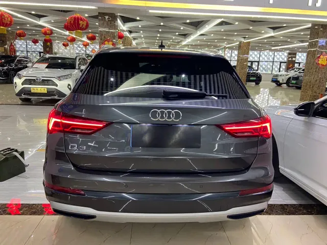 Audi Q3 — Фото автомобиля 5