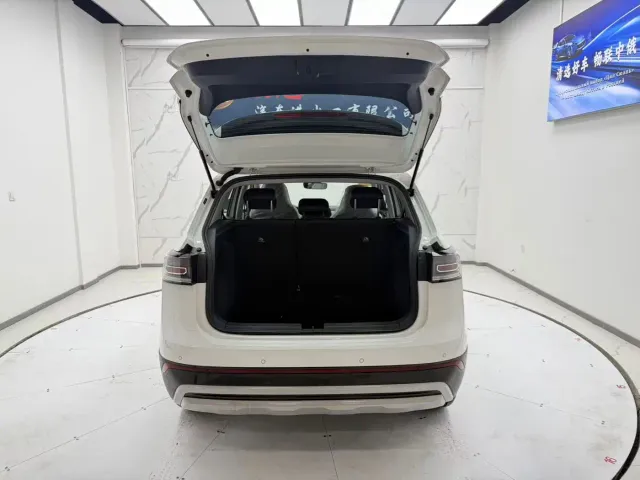 Volkswagen Tharu — Фото автомобиля 8