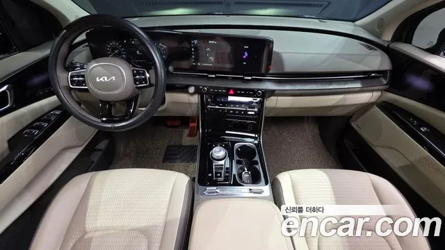 Kia Canival — Фото автомобиля 7
