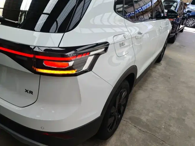 Volkswagen Tharu — Фото автомобиля 7