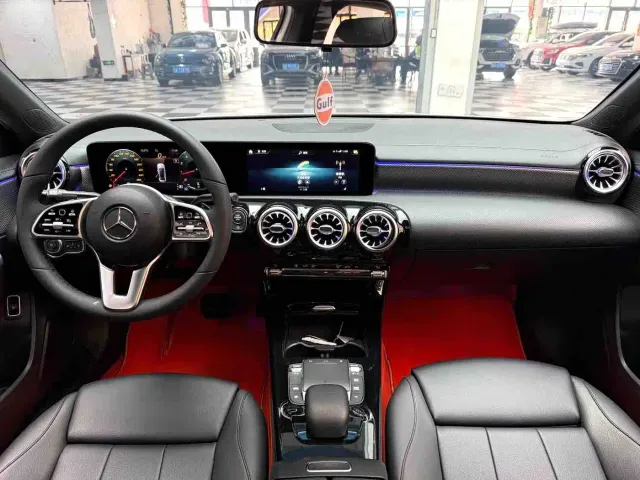 Mercedes-Benz A-Class — Фото автомобиля 9