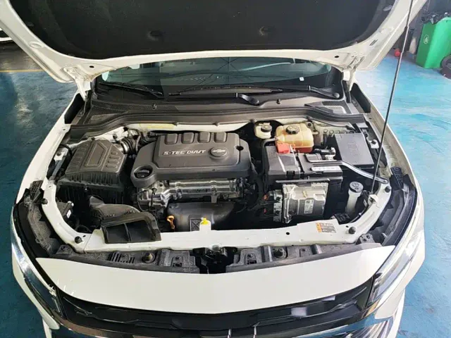 Chevrolet Monza — Фото автомобиля 19