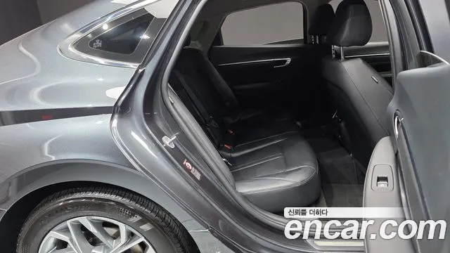 Hyundai Sonata Sonata (DN8) 2.0 LPG(Для проката) — Фото автомобиля 6