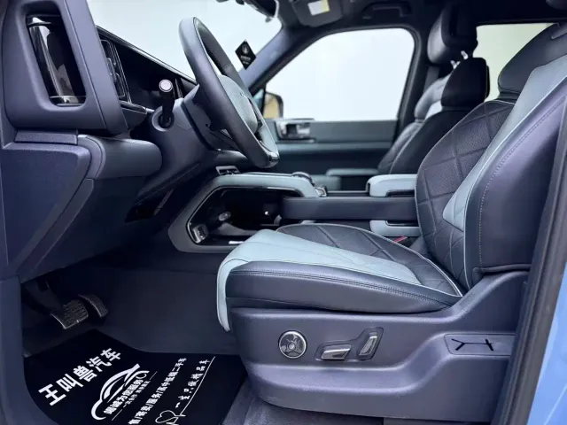 BYD FangChengBao Leopard 5 — Фото автомобиля 4