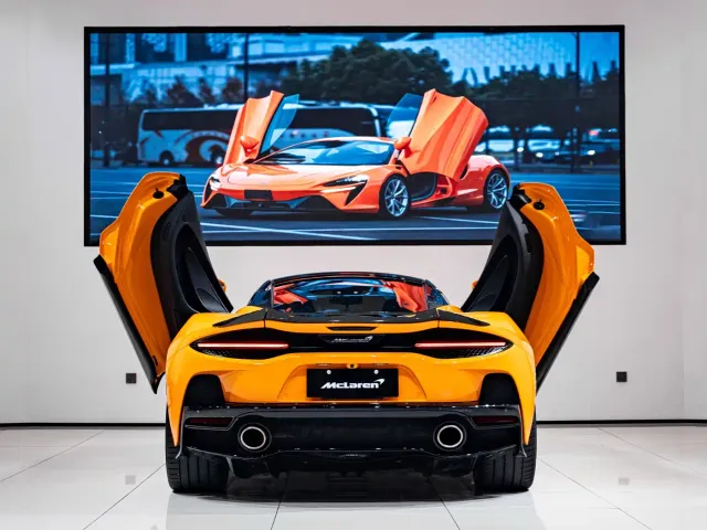 McLaren GT — Фото автомобиля 7