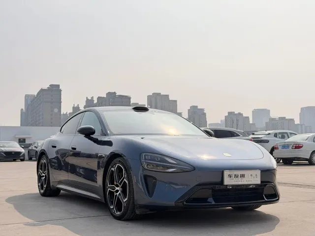 Xiaomi SU7 — Фото автомобиля 3