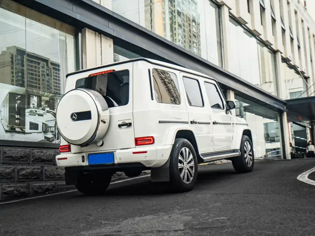 Mercedes-Benz G-Class — Фото автомобиля 11