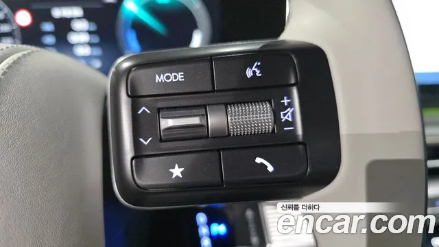 Hyundai Grandeur GN7 — Фото автомобиля 29