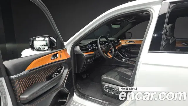 Jeep Cherokee WL — Фото автомобиля 10