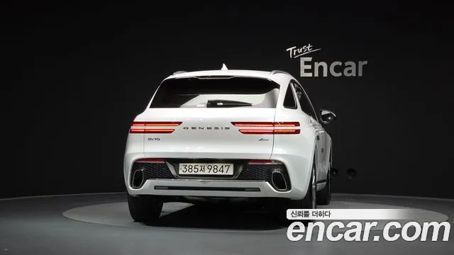 Genesis GV70 — Фото автомобиля 4