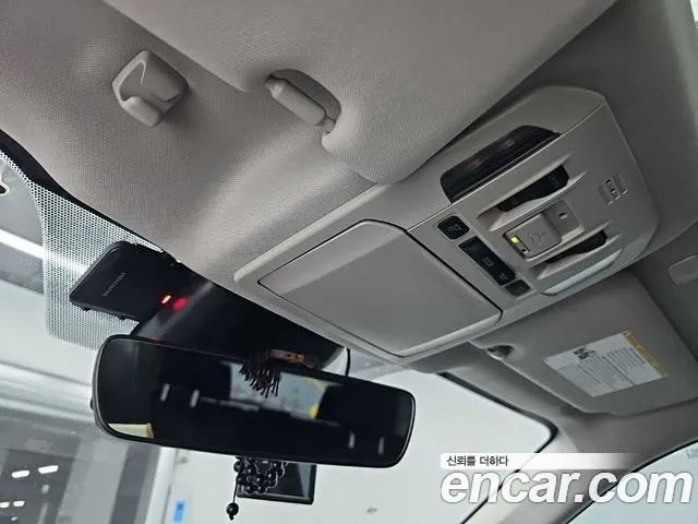 Toyota Highlander — Фото автомобиля 18