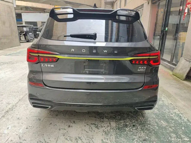 Roewe RX5 — Фото автомобиля 5