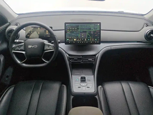 BYD Seal 05 DM-i — Фото автомобиля 11