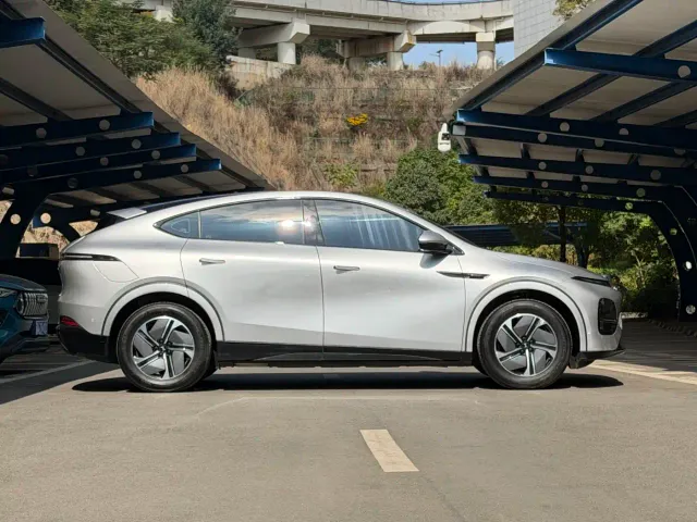 Xpeng G6 — Фото автомобиля 4