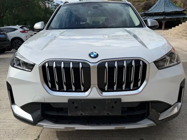 BMW X1 — Фото автомобиля 3