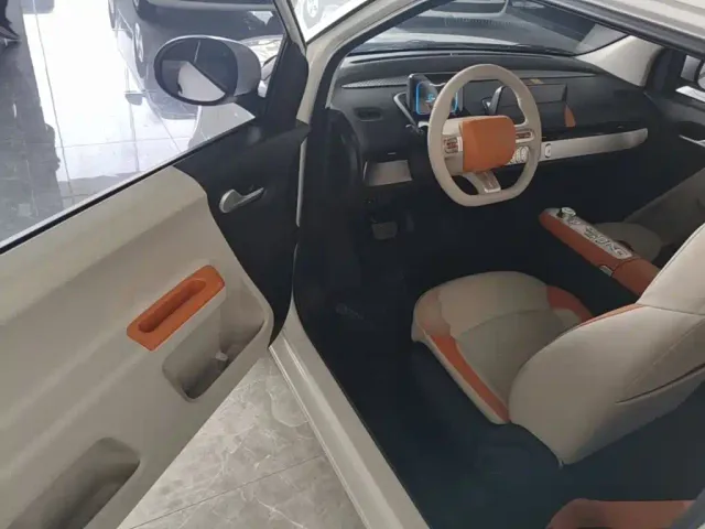 Changan Lumin — Фото автомобиля 15