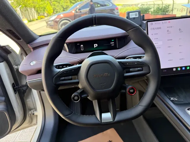 Xiaomi SU7 — Фото автомобиля 27