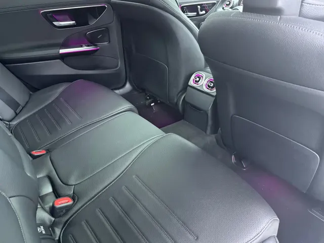 Mercedes-Benz C-Class — Фото автомобиля 15