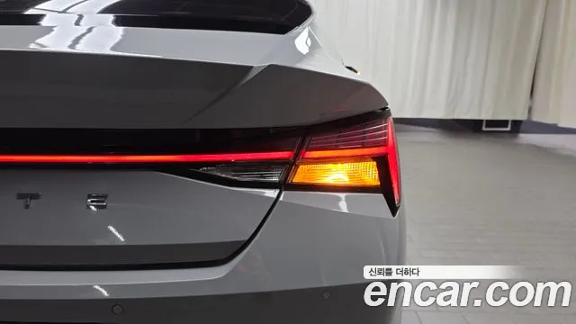 Hyundai AVANTE Avante (CN7) — Фото автомобиля 21
