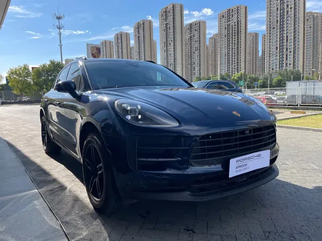 Porsche Macan — Фото автомобиля 2