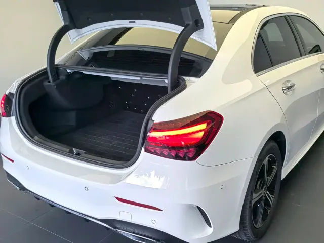 Mercedes-Benz A-Class — Фото автомобиля 8