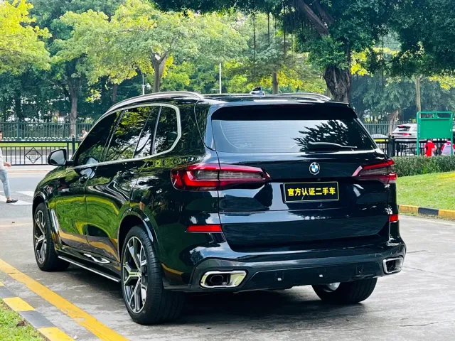 BMW X5 — Фото автомобиля 6
