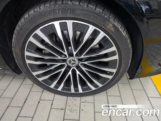 Mercedes-Benz S-Class — Фото автомобиля 4