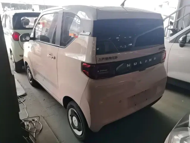 Wuling Motors Hongguang MINIEV 2022 Macaron Premium LFP — Фото автомобиля 4