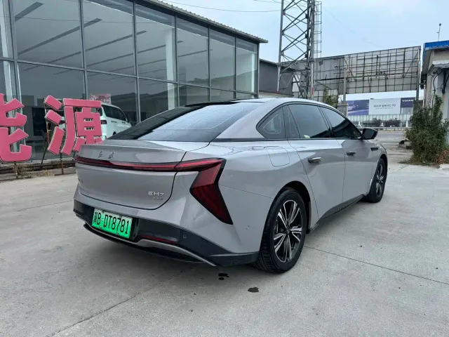 Hongqi EH7 — Фото автомобиля 9